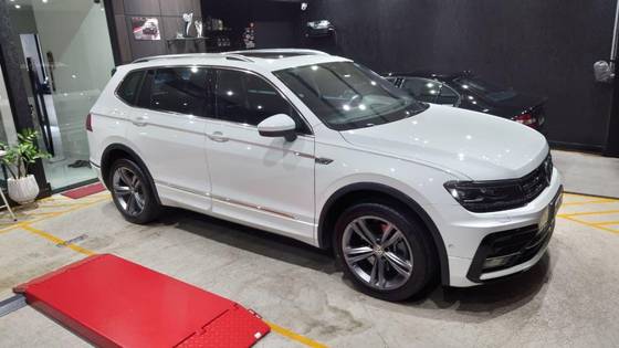 VOLKSWAGEN TIGUAN 2.0 350 TSI GASOLINA ALLSPACE R-LINE 4MOTION DSG VOLKSWAGEN TIGUAN 2.0 350 TSI GASOLINA ALLSPACE R-LINE 4MOTION DSG
